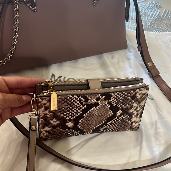 Michael Kors set - Picture 4 of 8